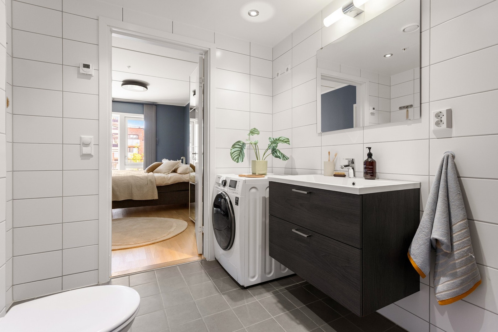 Badet har opplegg for vaskemaskin. Galleribilde