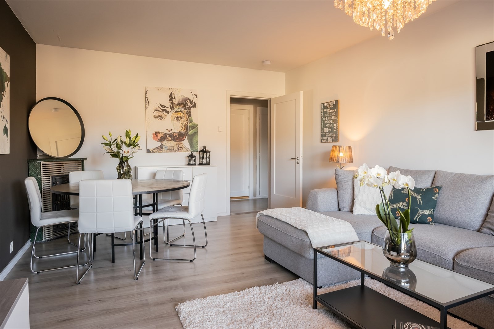 Gulv og alle overflater ble oppgradert i 2018-2019. Galleribilde