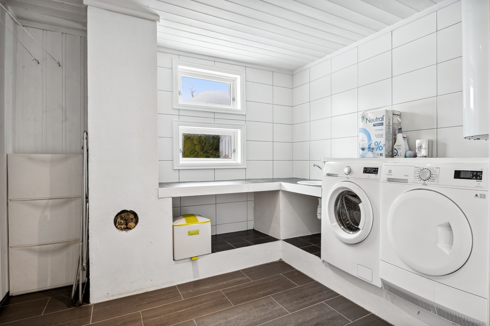 Vaskerom i garasjedel Galleribilde