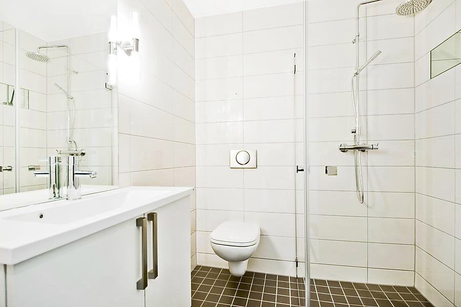 Flislagt bad med varmekabler. Galleribilde