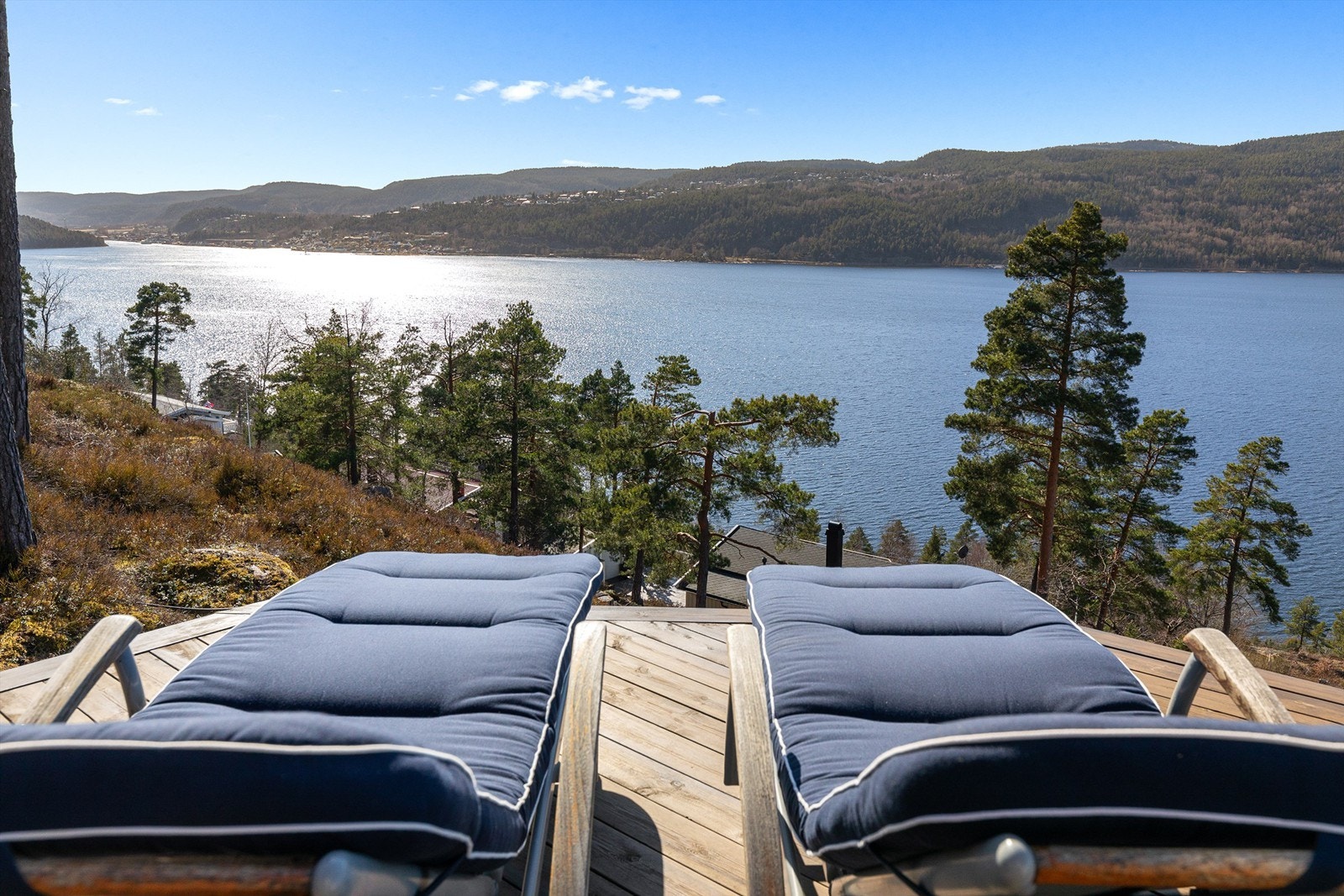 Utsikt retning Svelviksundet Galleribilde