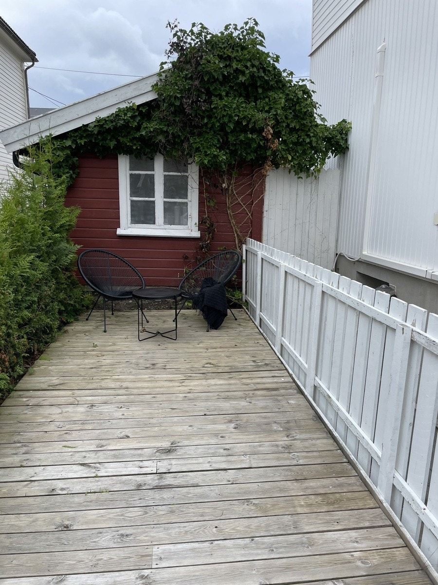 Terrasse med mye sol Galleribilde