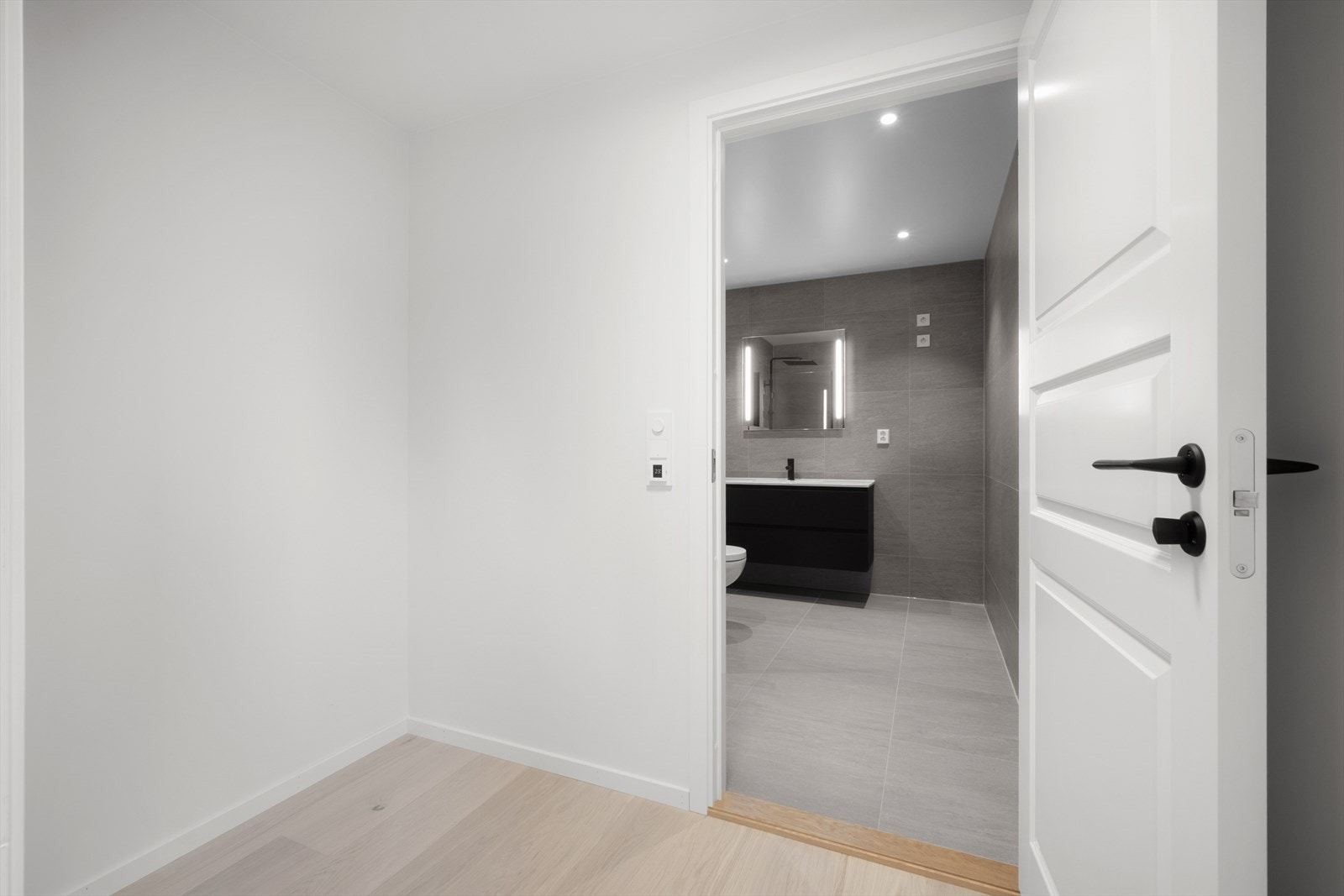 Bad/wc i underetasjen Galleribilde