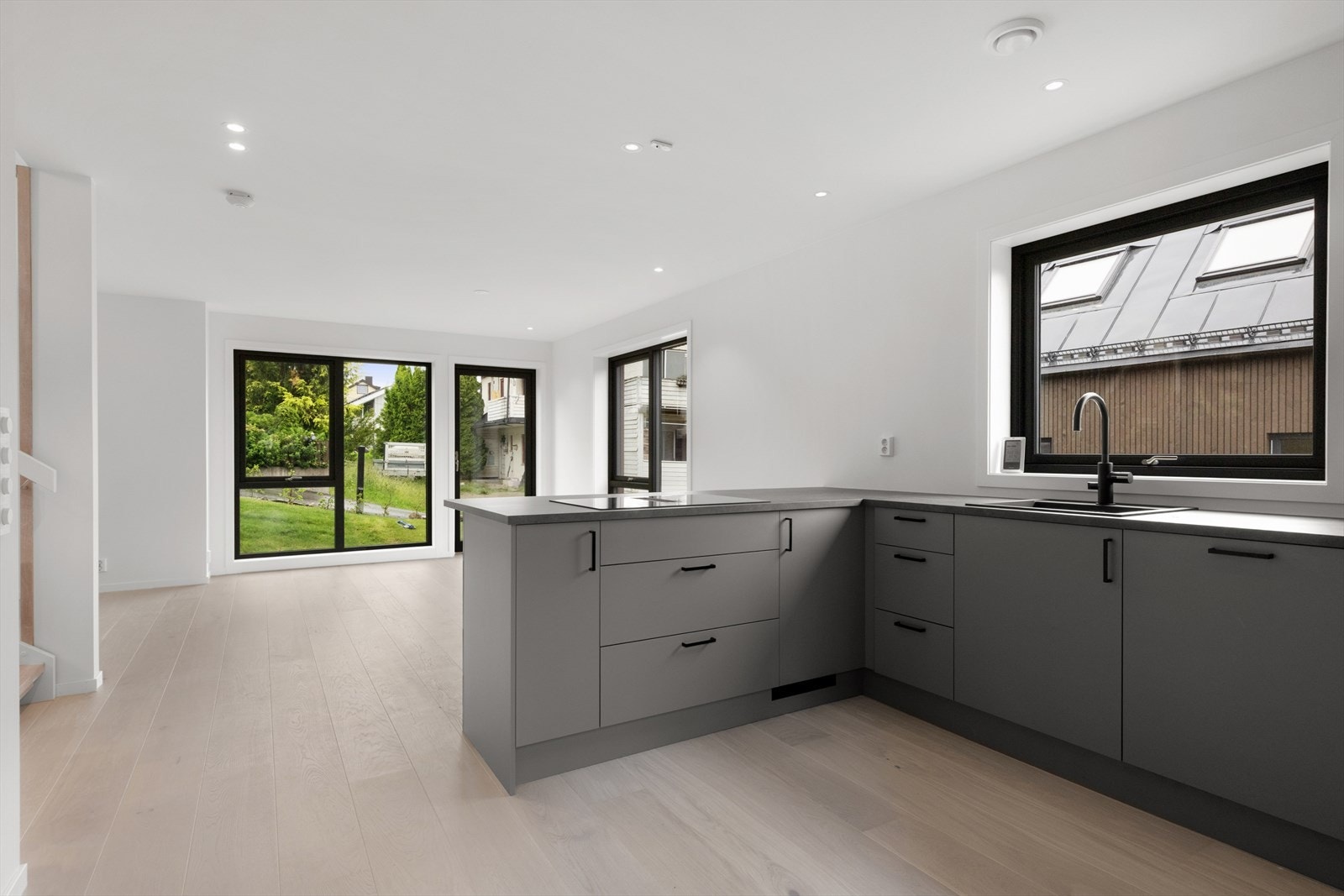 Moderne kjøkkeninnredning fra Strai kjøkken Galleribilde