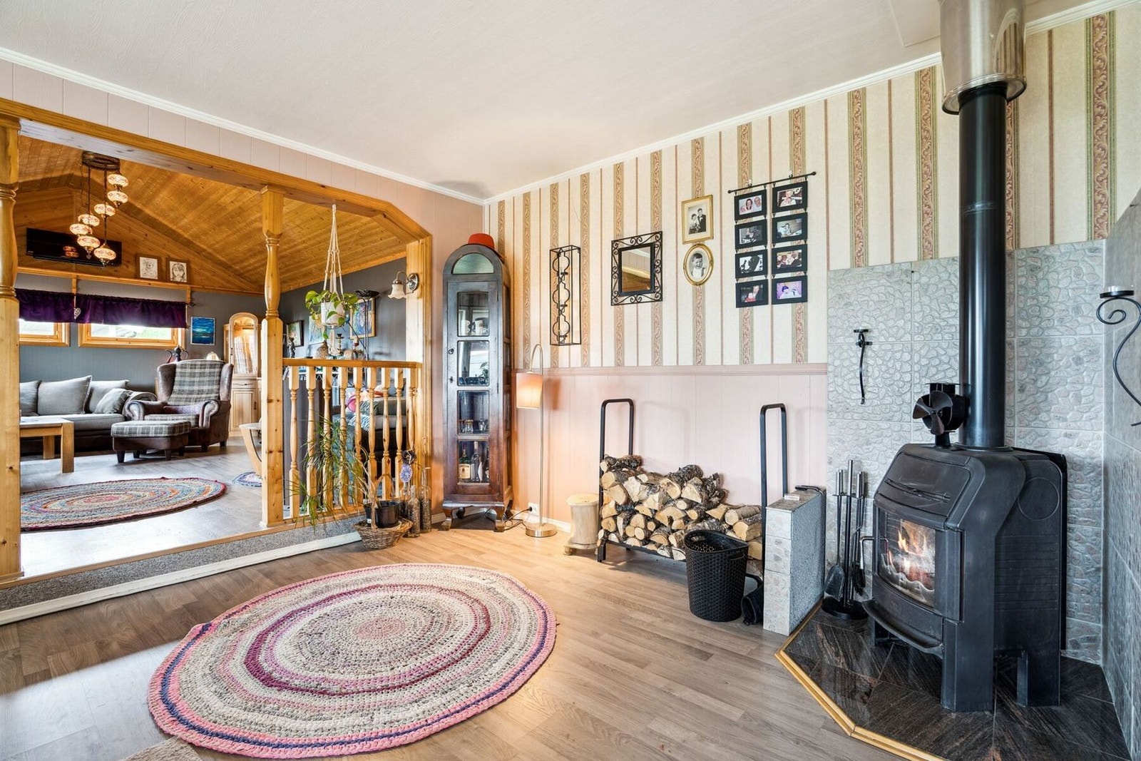 Vedovn og ny varmepumpe. Galleribilde