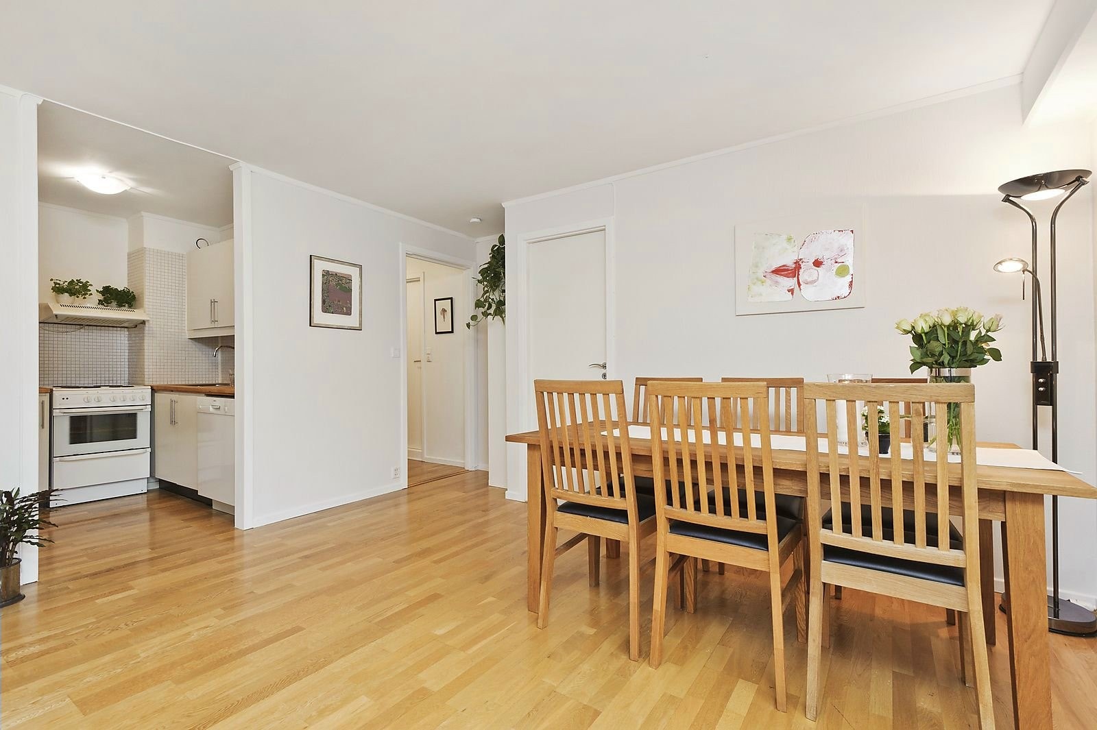 Stue/kjøkken Galleribilde