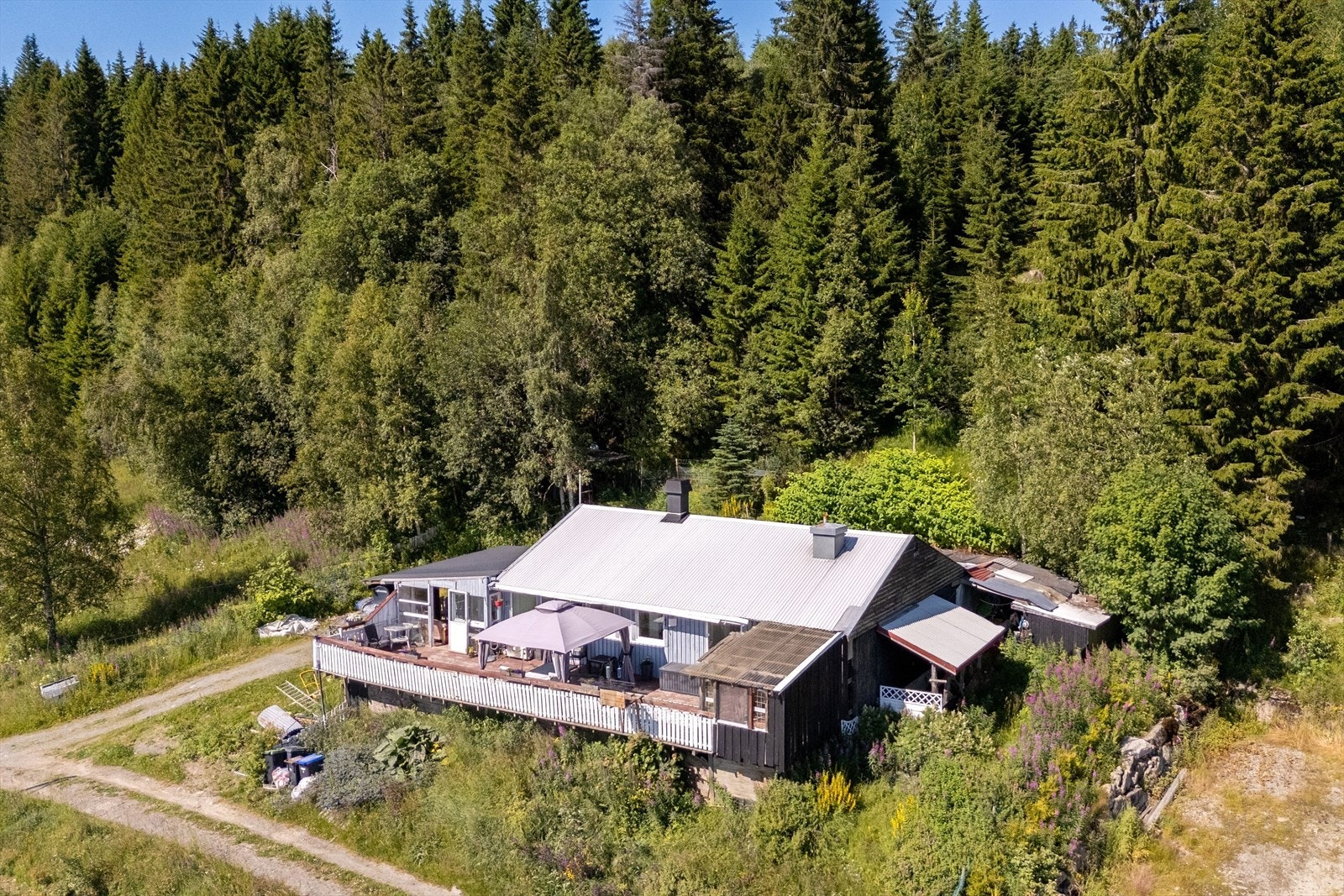 Velkommen til Bergumsvegen 203! Må ses. Galleribilde