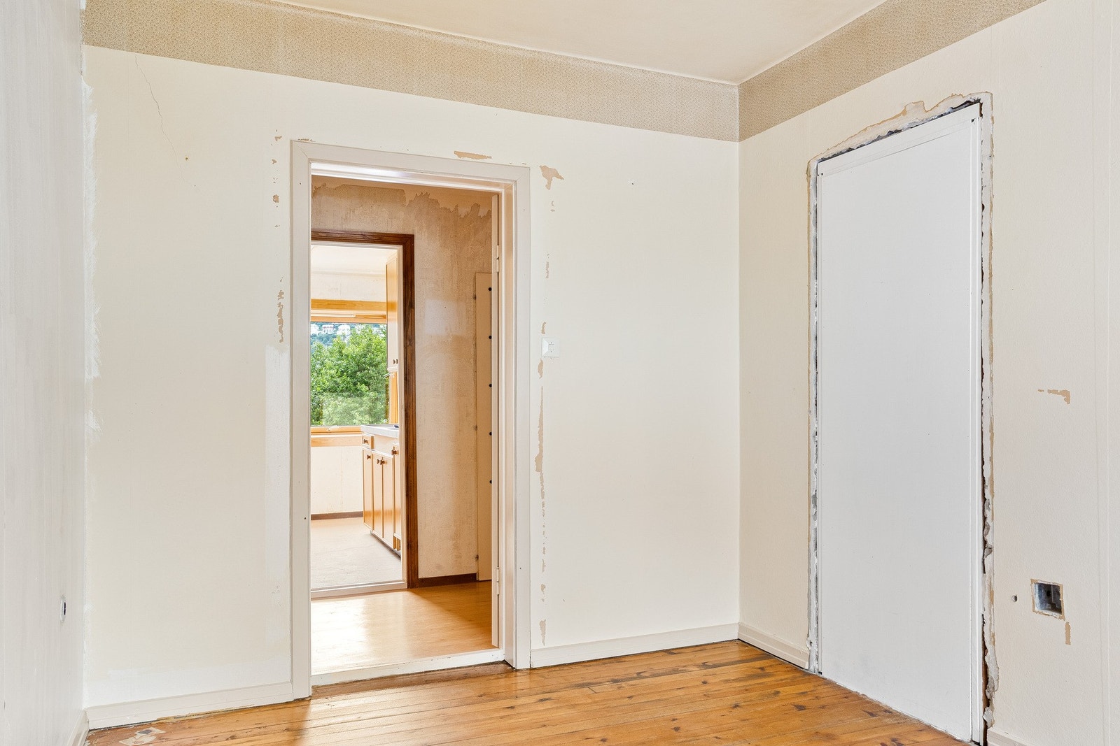 Boligen har ett soverom på ca. 11 kvm. Galleribilde