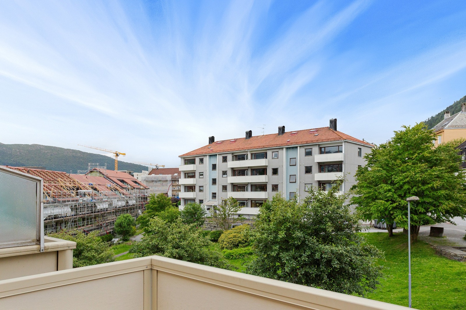 Løbergsveien 4A presenteres av EIE eiendomsmegling ved Geerthana Jega. Galleribilde