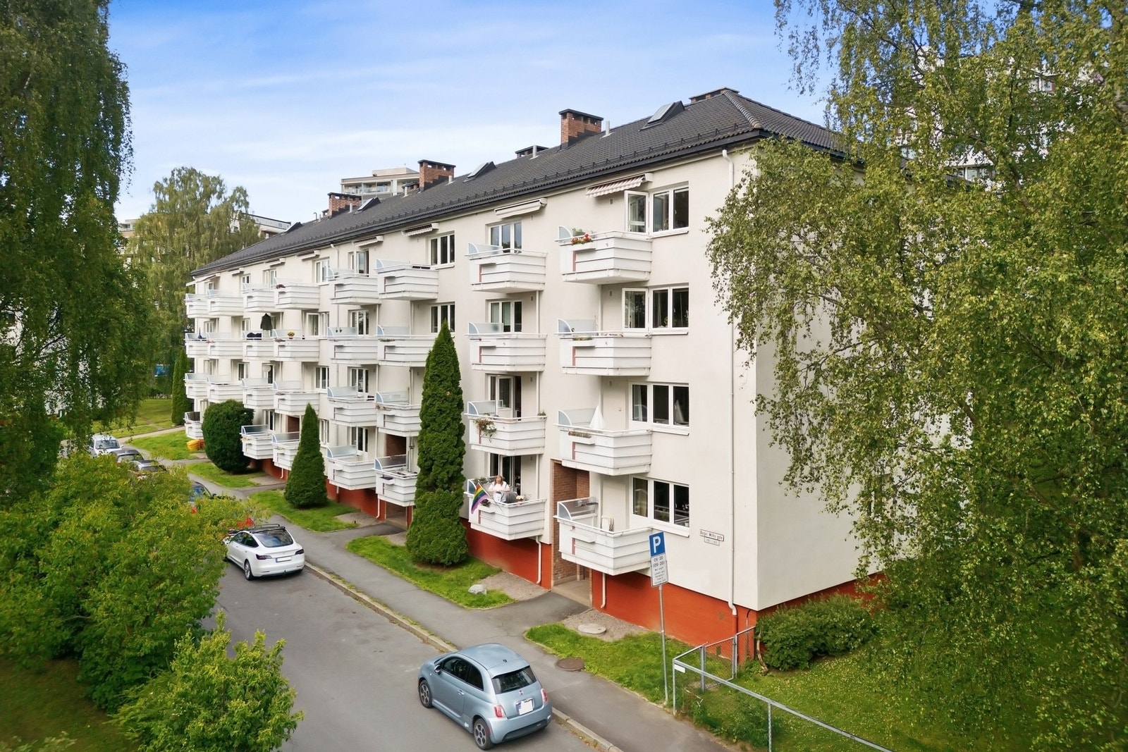 Her bor du supersentralt i rolige omgivelser og kort gangavstand til nærmeste kollektive knutepunkt -Storo. Galleribilde