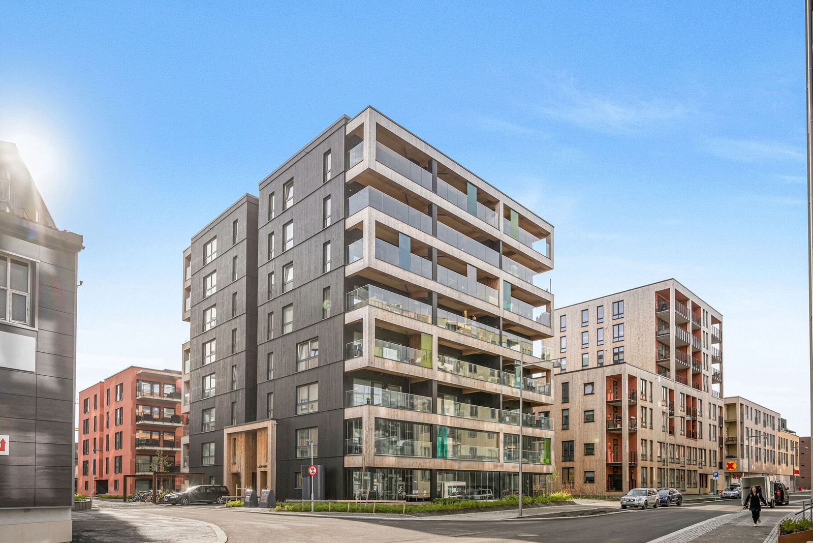 Fasade. Ladeveien 17 er et prisbelønt bygg fra 2018, tegnet av HUS Arkitekter. Galleribilde