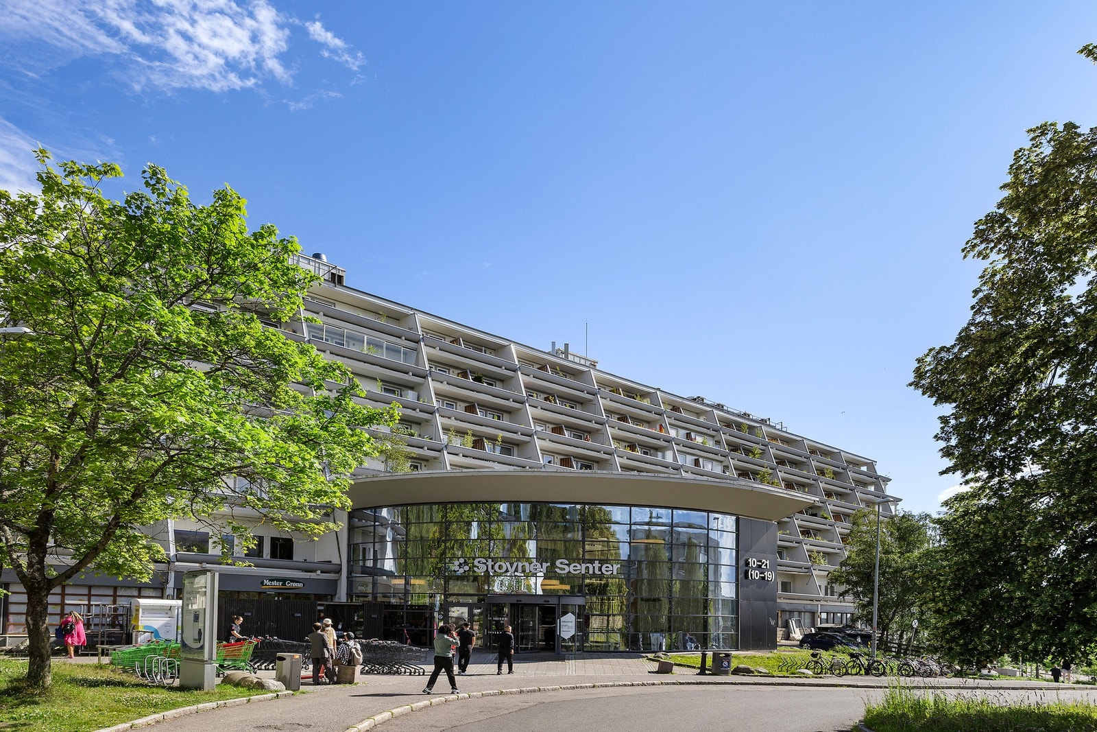 Boligen ligger i byggets 7. etasje. Galleribilde