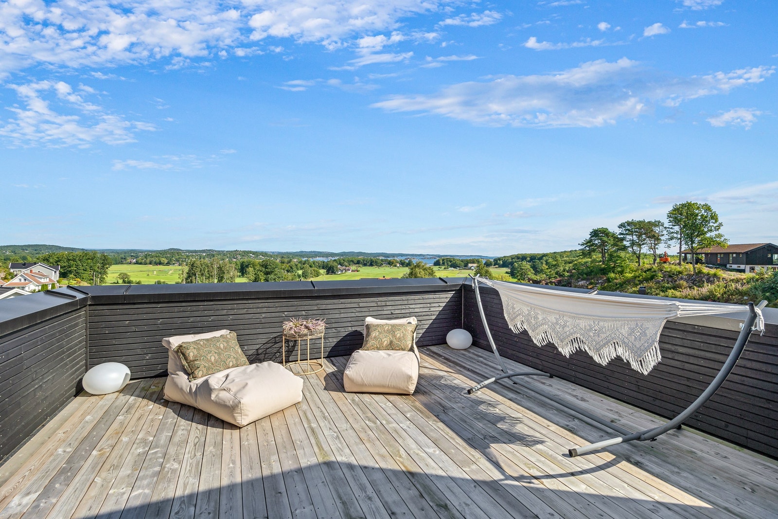 Praktfull utsikt fra takterrassen Galleribilde