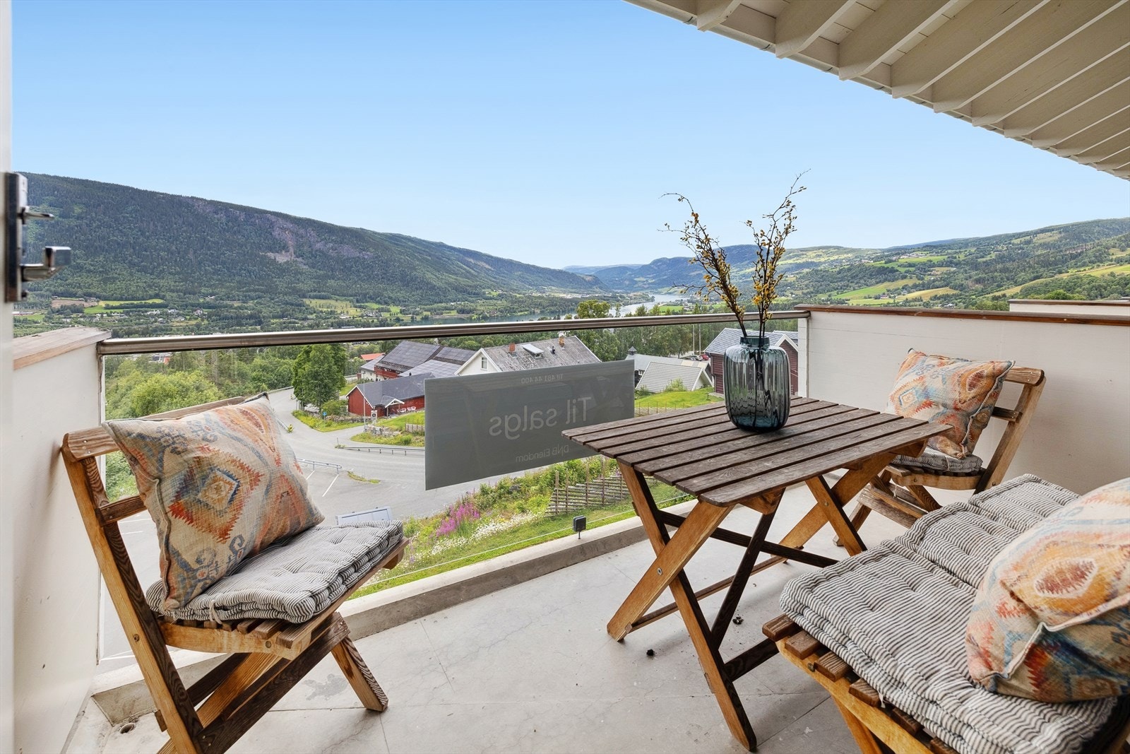 Fantastisk utsikt mot Gudbrandsdalslågen! Galleribilde