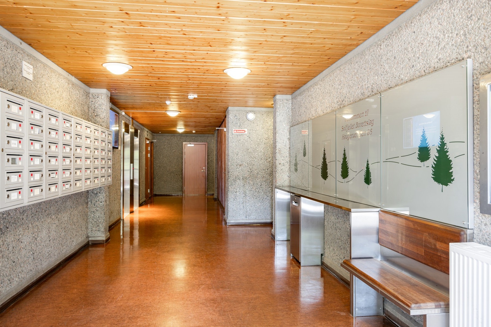 Det er heisadkomst til leiligheten. Galleribilde