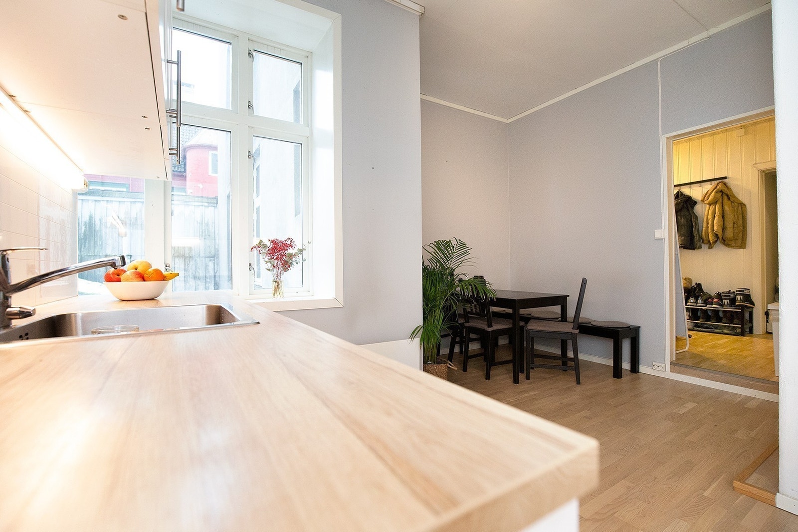 Egen spisegruppe på kjøkken Galleribilde