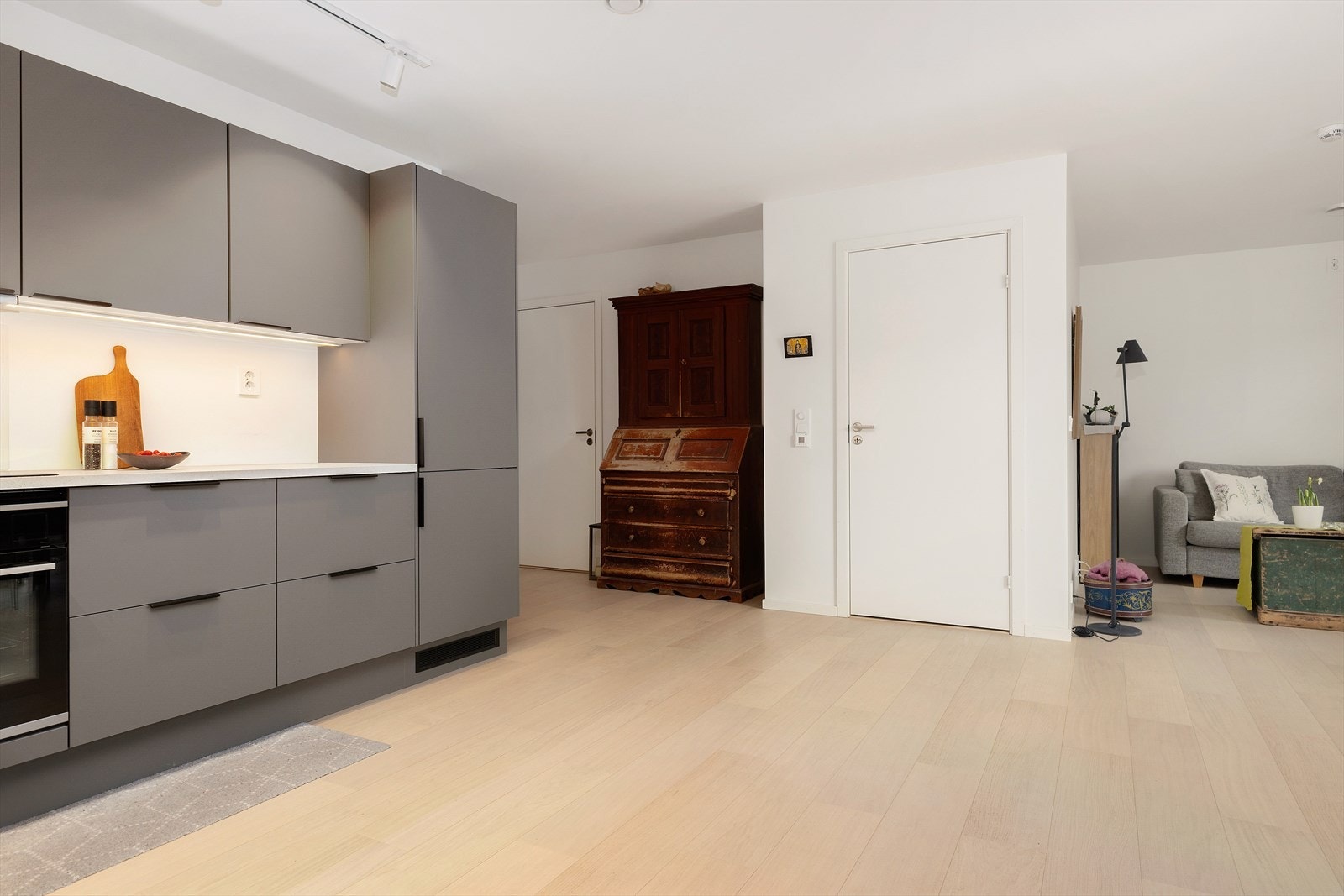 For ekstra oppbevaringsmuligheter har leiligheten en innvendig bod på ca. 3 m2. Galleribilde