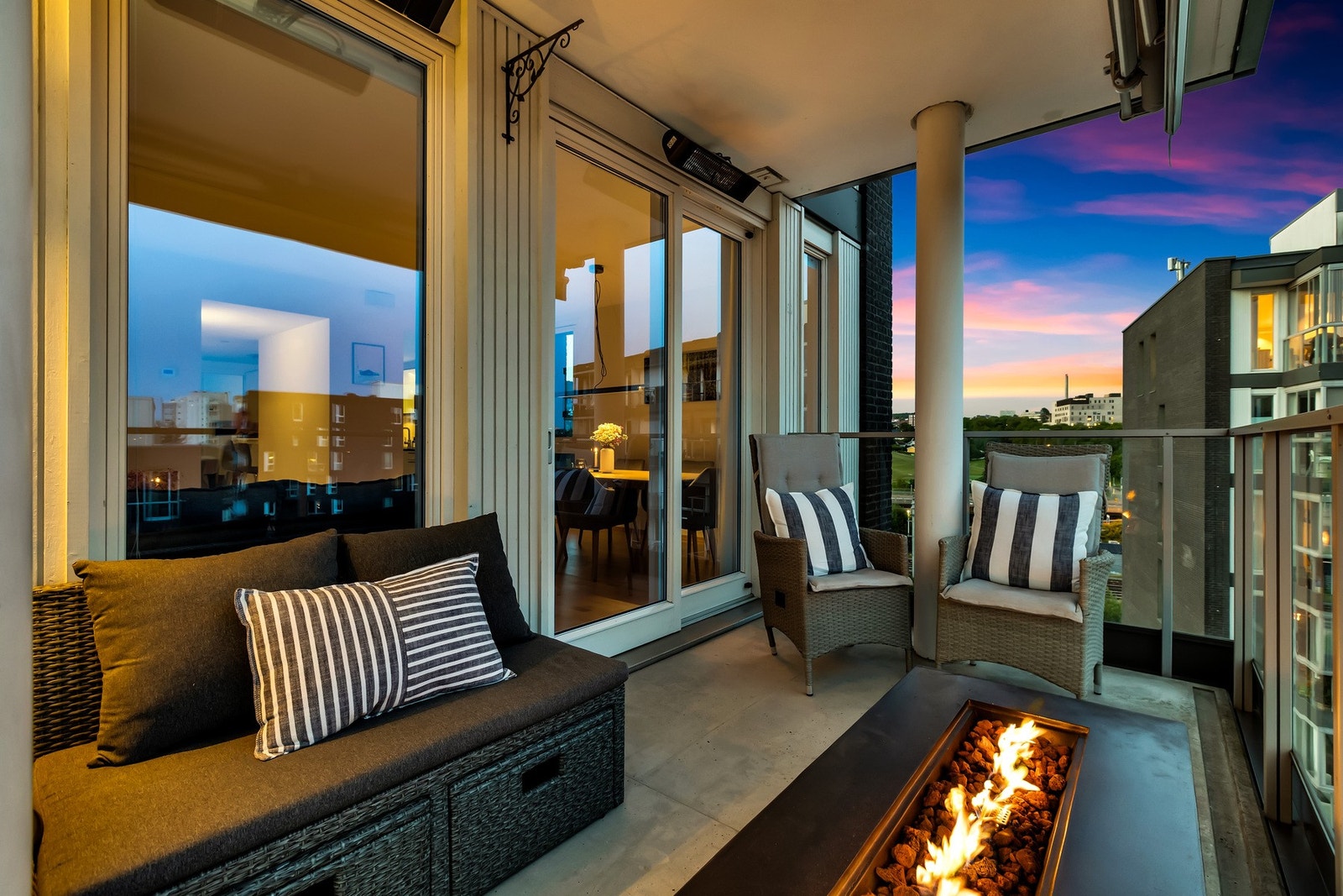 Balkongen har god plass til både utemøbler og grønne innslag. Galleribilde