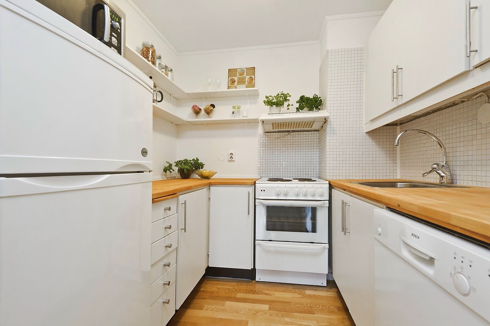 Kjøkken - hvitevarer medfølger Galleribilde