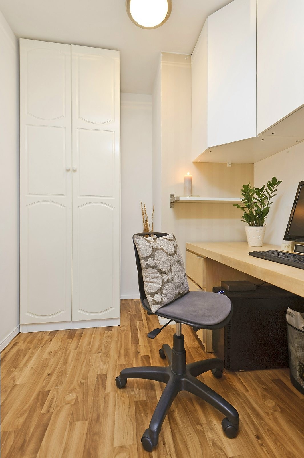 Innvendig bod ble tidligere brukt som kontor Galleribilde