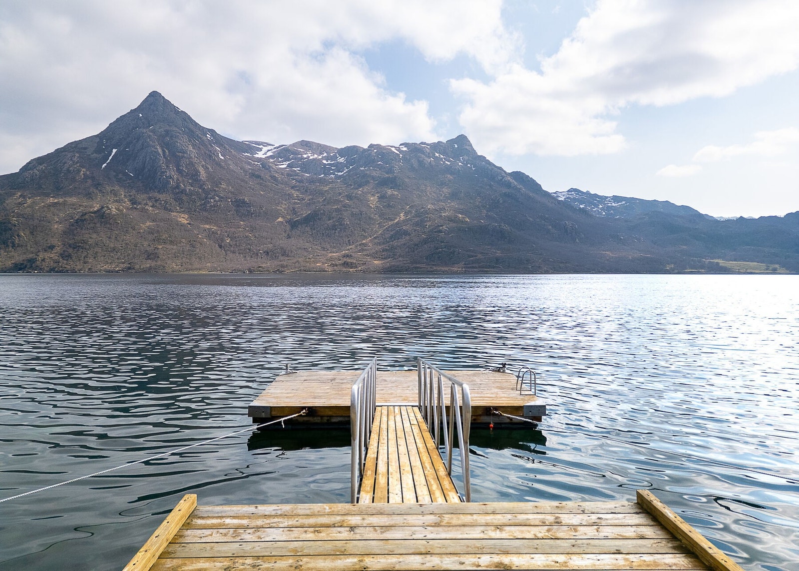 Perfekt for deg som ønsker nærhet til sjø og båtliv. Galleribilde