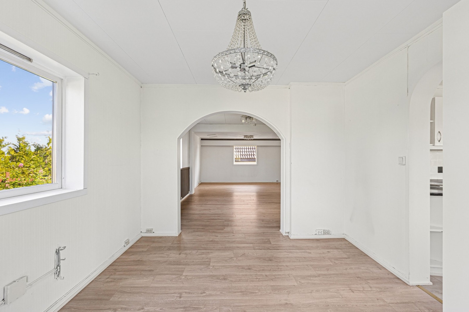 Det er godt med naturlig dagslys i stuen. Galleribilde