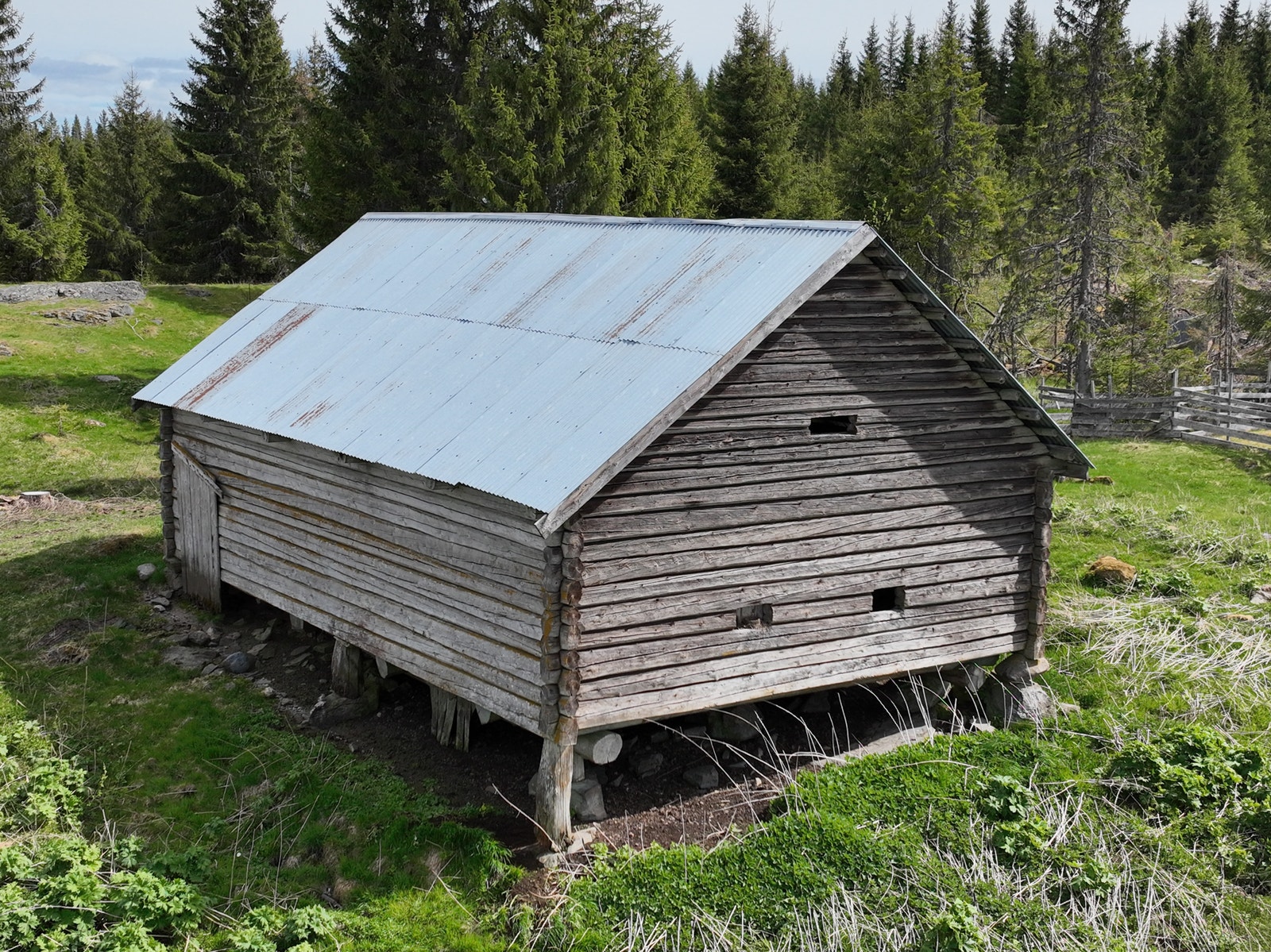 Fjøs / Uthus Galleribilde