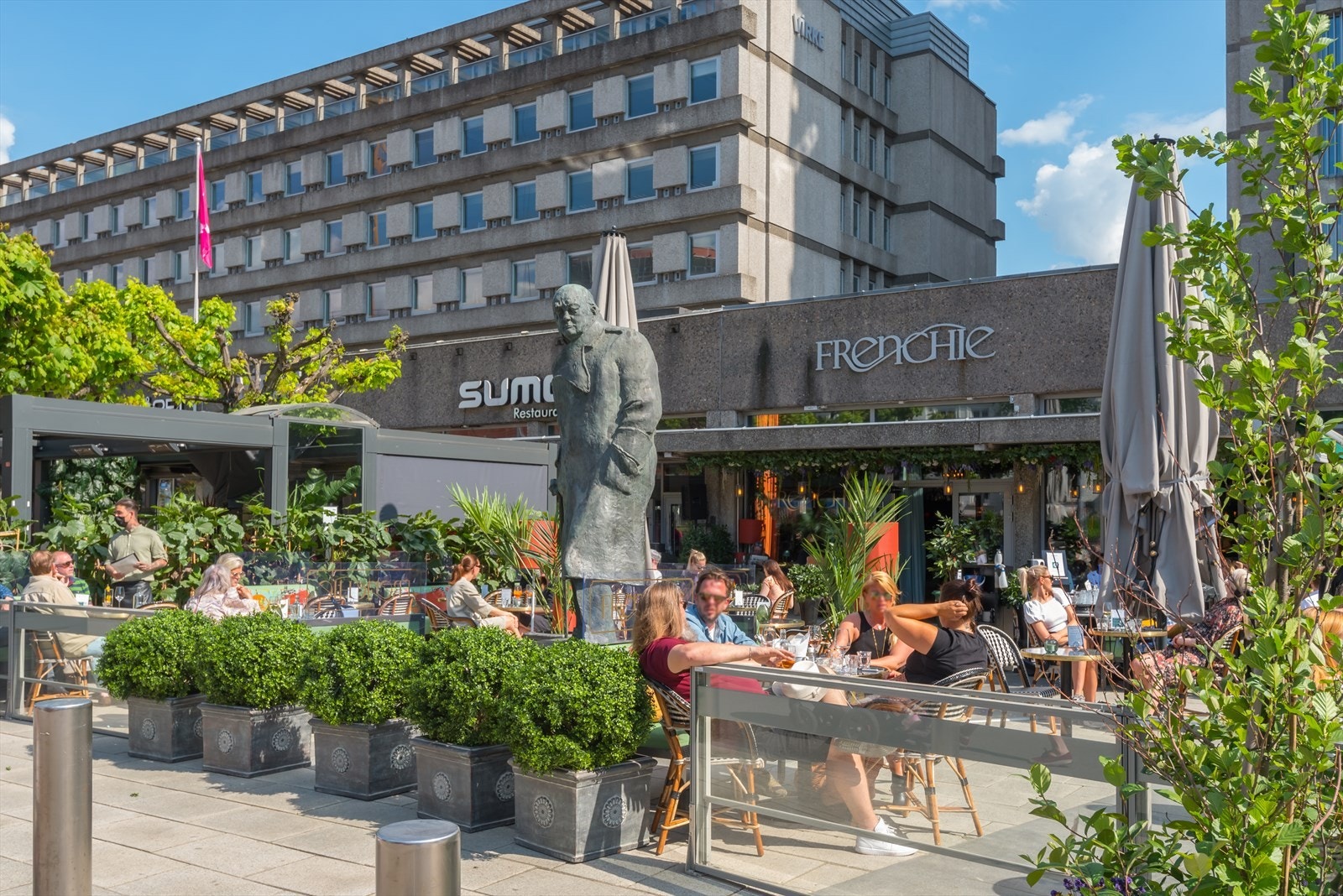 Populære Solli plass - bare 250m fra leiligheten Galleribilde
