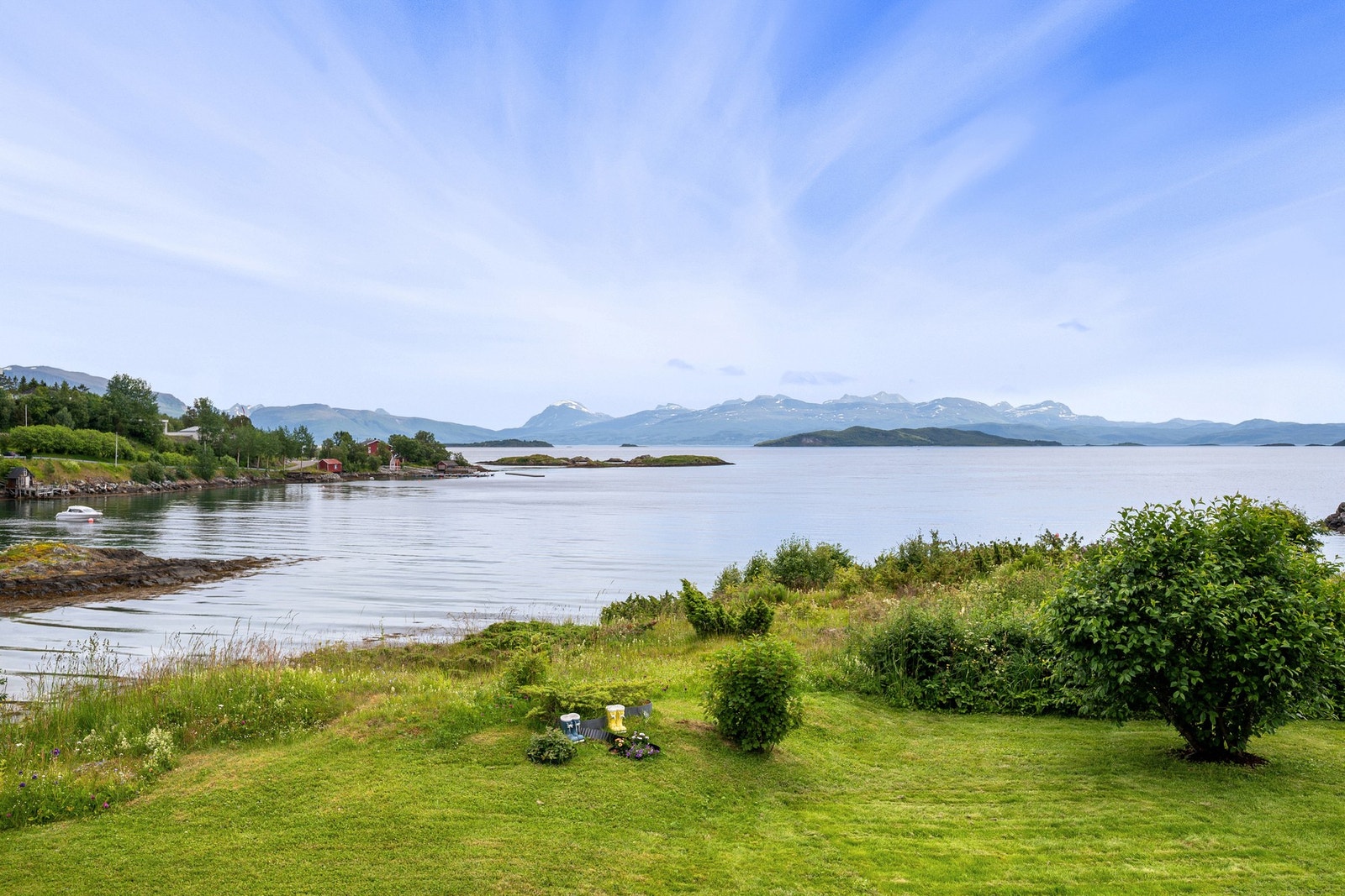 Flotte uteområder med strålende utsikt og gode solforhold! Galleribilde