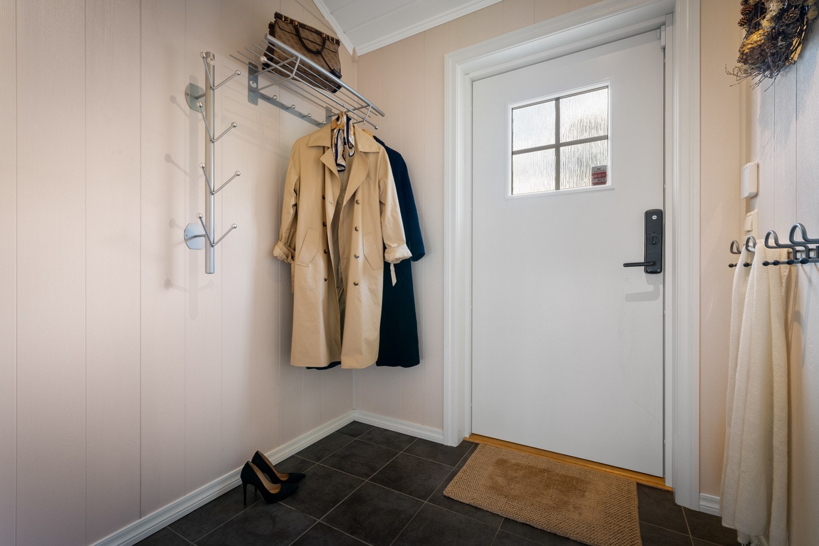 Boligen har flott utførelse og besitter god rom-følelse i alle rom Galleribilde