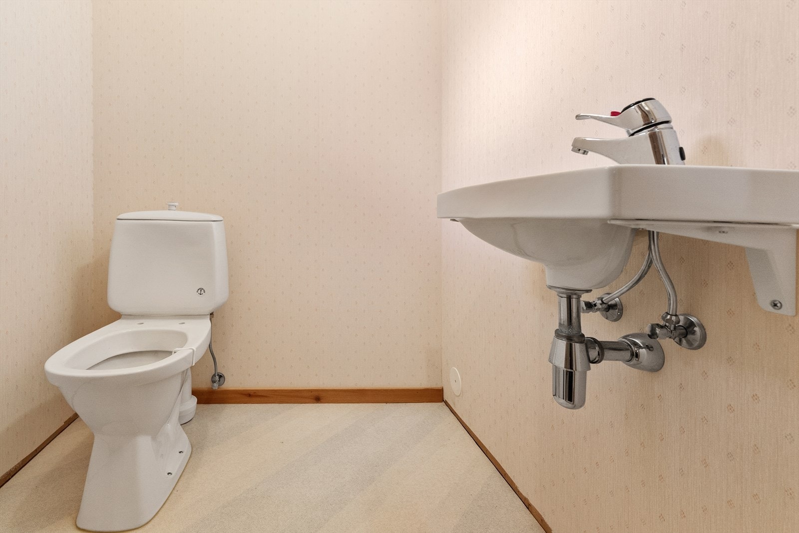 Toalettrom i gamledelen Galleribilde