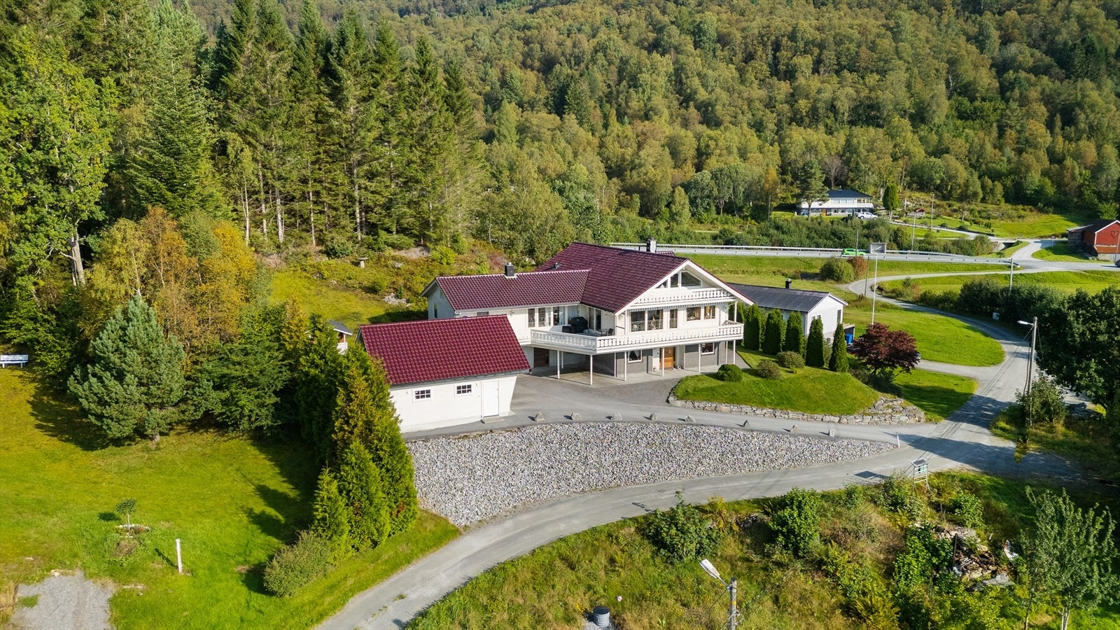 Flott opparbeidd uteområde Galleribilde