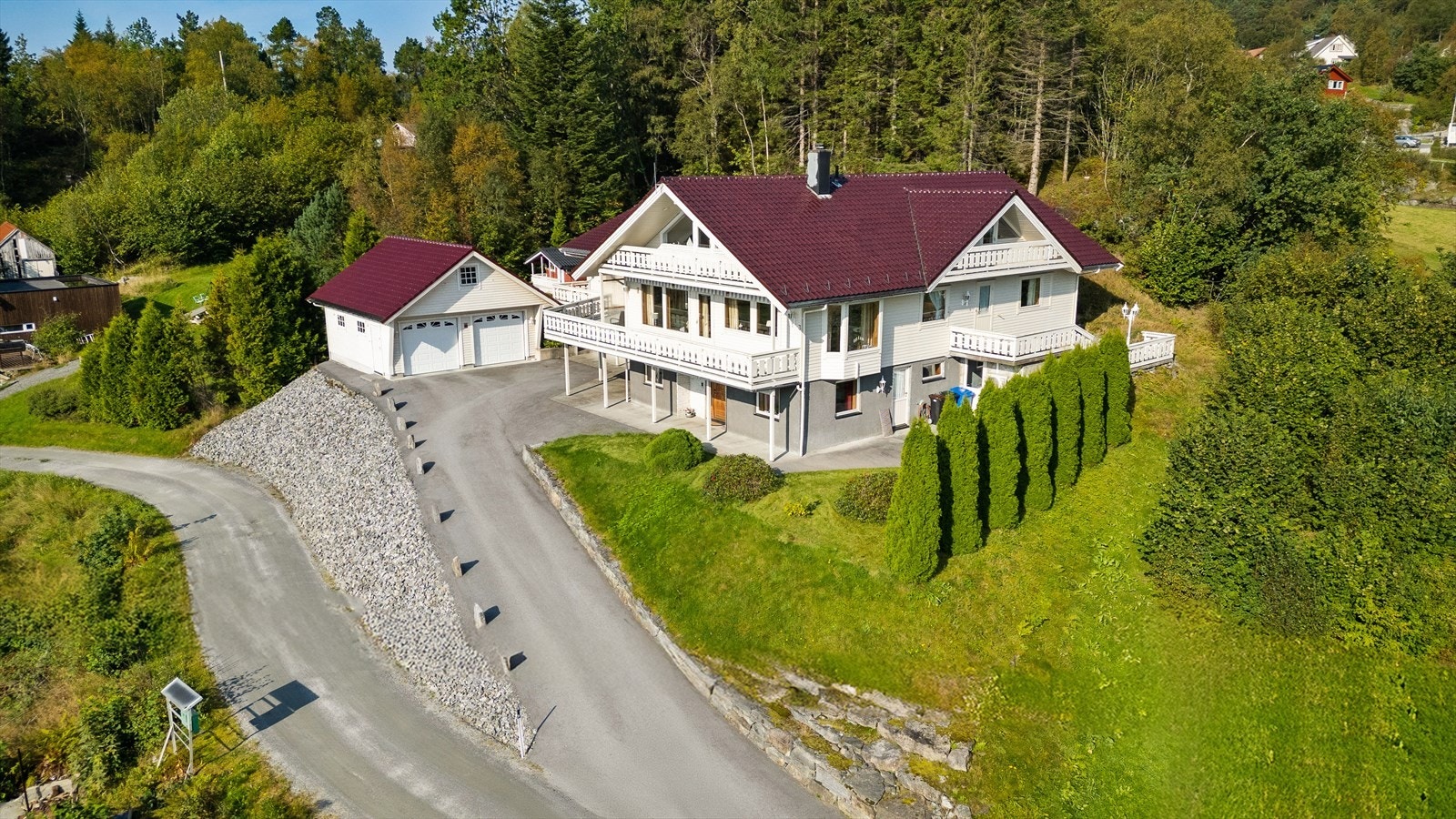 Velkomen til Nesjavegen 3 Galleribilde