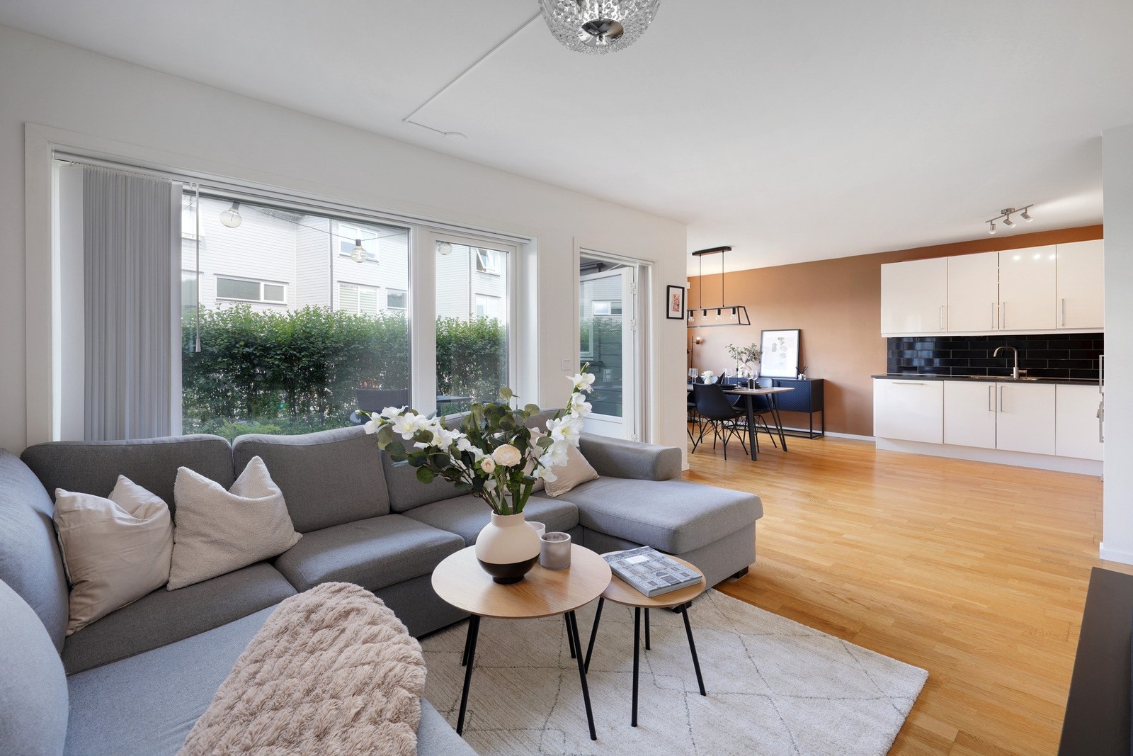 Velkommen til Kjempeholen 6! En attraktiv selveierleilighet med 2 soverom. Galleribilde