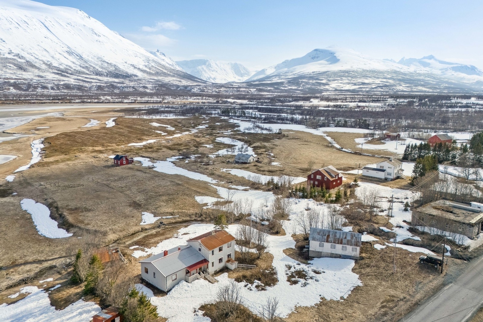 Eiendommen har flere teiger Galleribilde