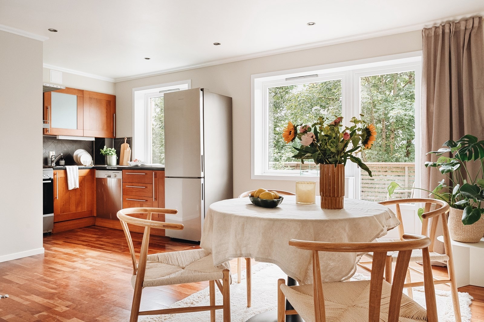 W Eiendomsmegling Bergen ved Christina Erstad og Benjamin Bødtker har stor glede av å presentere Skrivergaten 41! Galleribilde