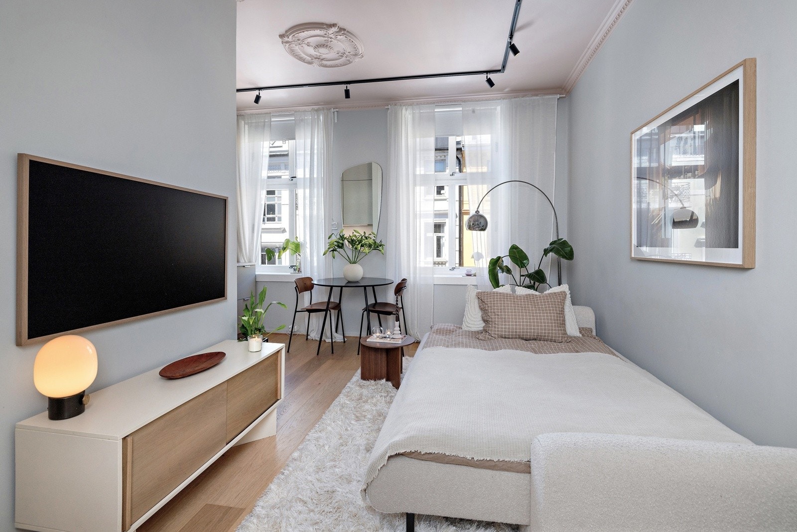 Med sovesofa kan oppholdsrommet enkelt forvandles til en behagelig soveplass når kvelden senker seg. Galleribilde