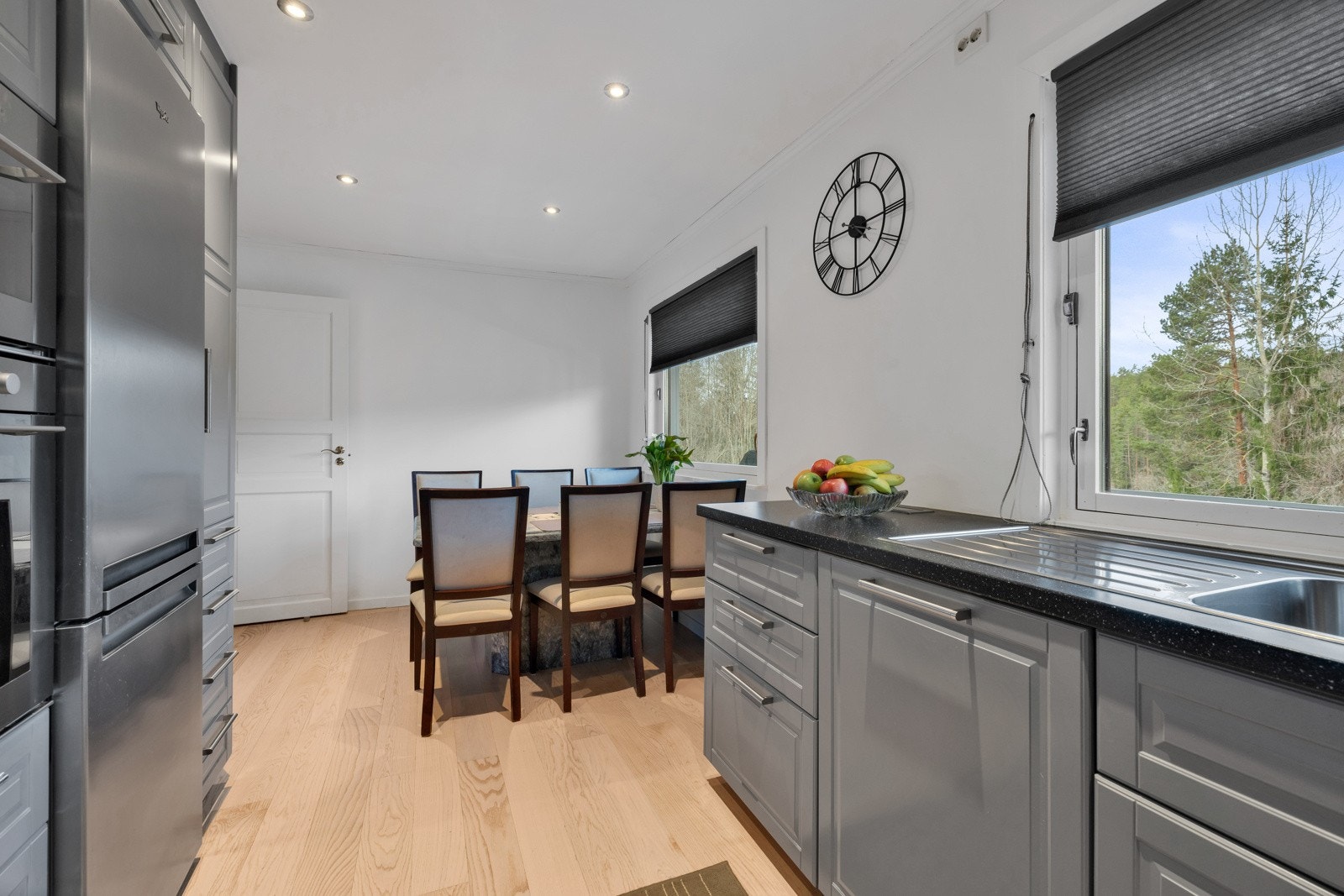 Plass til spisebord Galleribilde