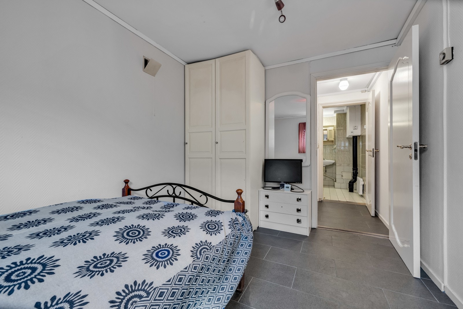 Soverom med tilgang til baderom Galleribilde