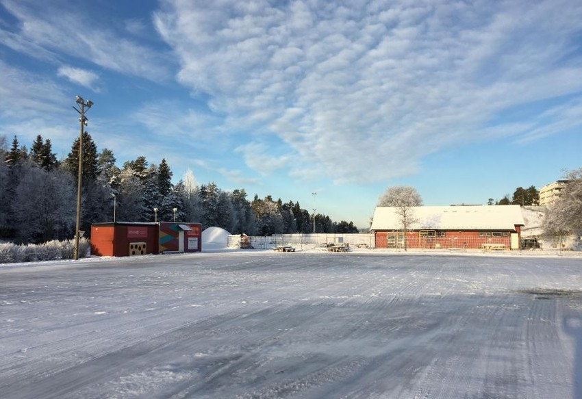 For vinteraktiviteter tilbyr området bl.a. skøytebane, akebakke og flotte skiløyper. Området har også et klubbhus som rommer en rekke aktiviteter for barn og ungdom Galleribilde