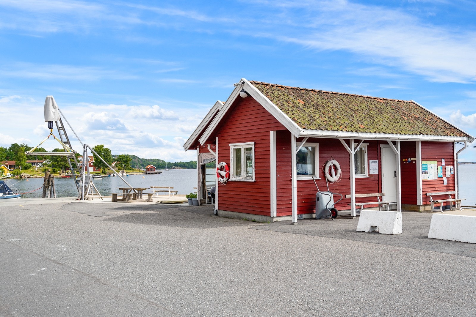 Grimestad båthavn har også kajakstativ der man kan leie plass Galleribilde