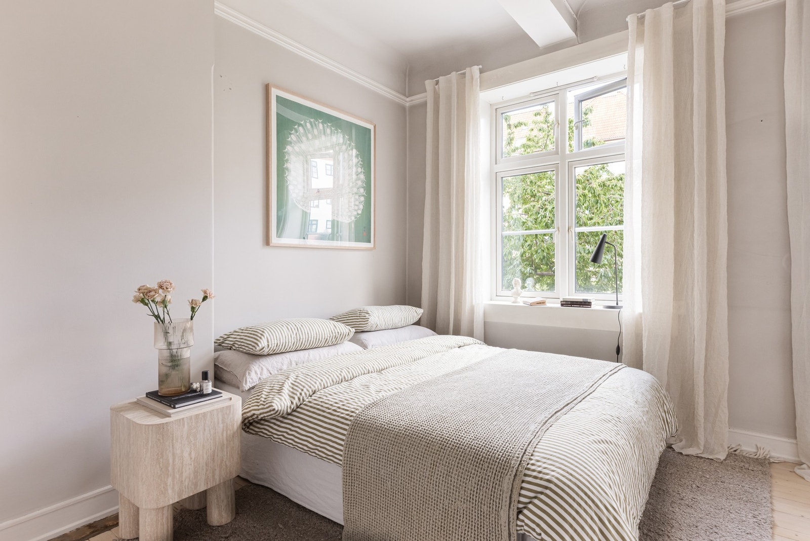 Soverommet vender mot det skjermede gårdsrommet. Galleribilde