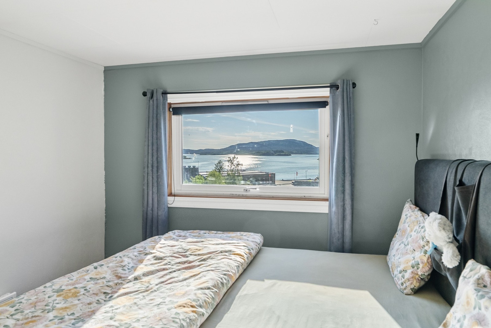 Flott utsikt fra soverom 1. Galleribilde
