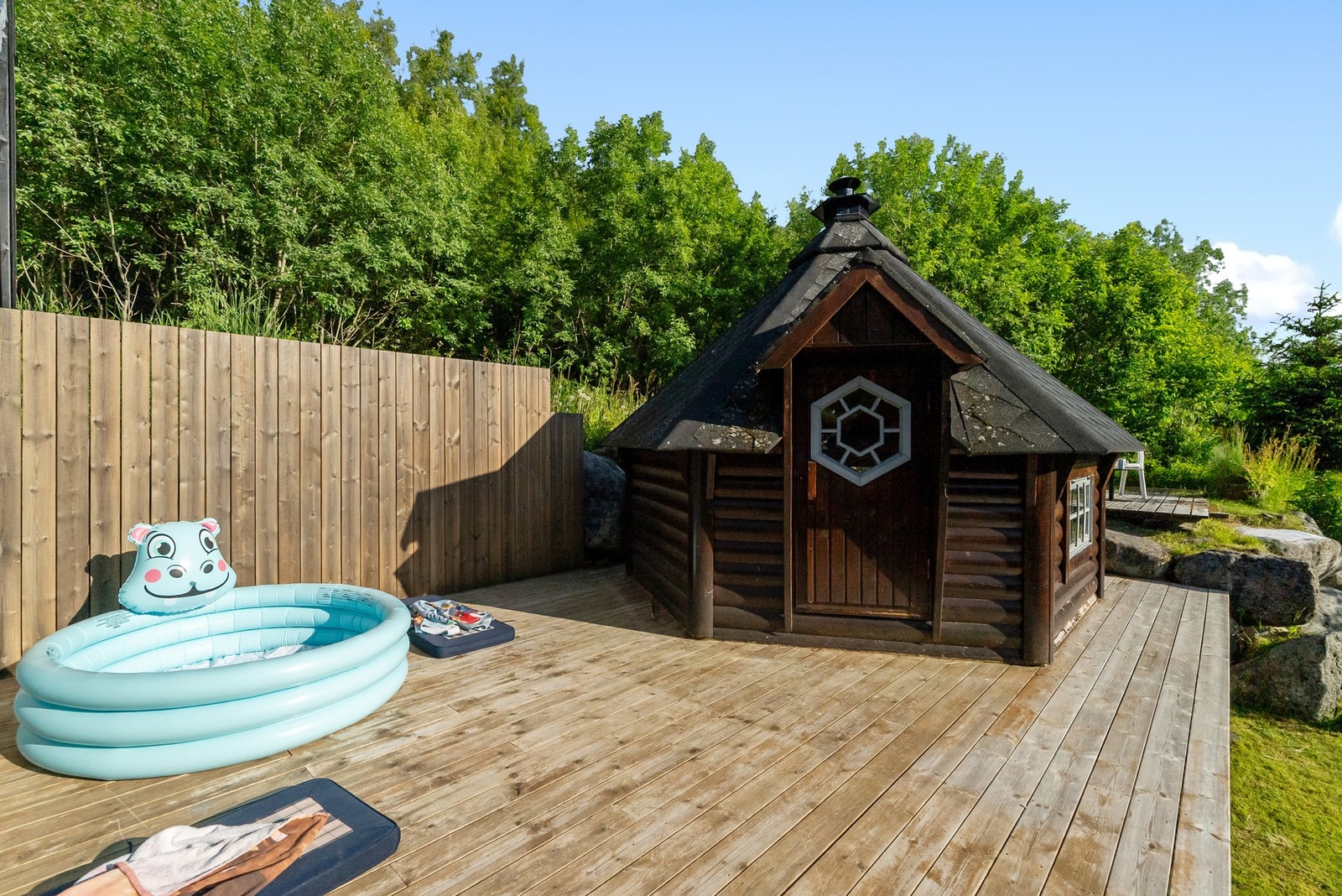 Flott grillstue. Galleribilde