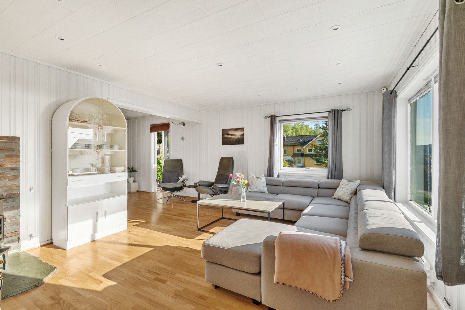 Downlights i tak. Galleribilde