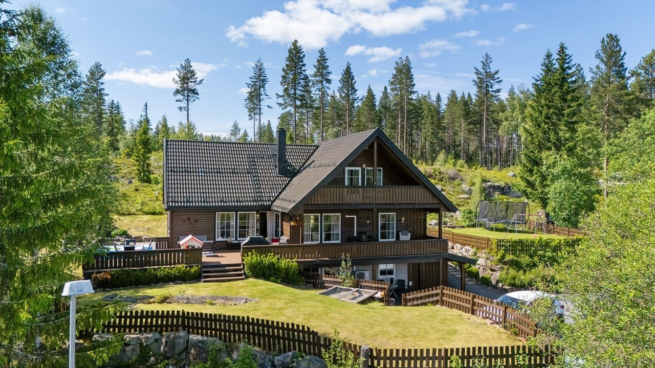 Velkommen til Haralosen 15 på Rena! Galleribilde