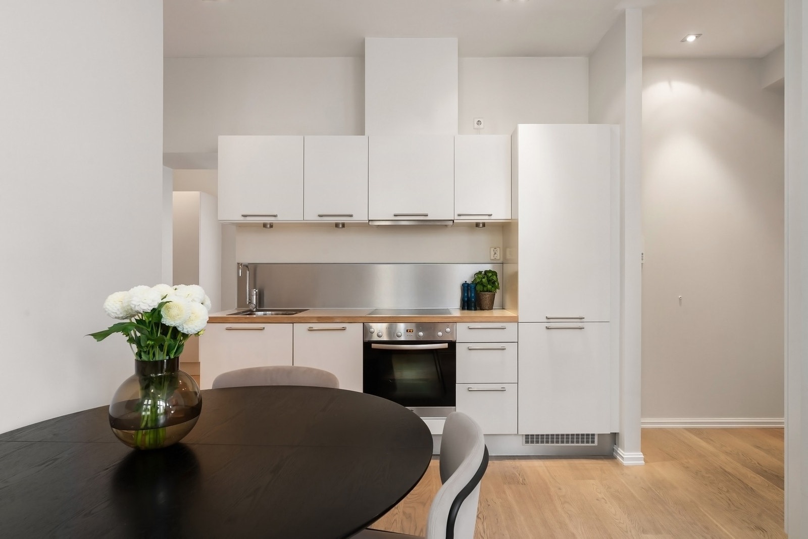 Klassisk eleganse i kombinasjon med moderne komfort. Galleribilde