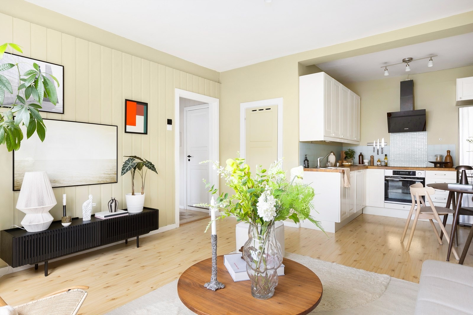 Leiligheten har fyring via radiator som er inkl. i felleskostnadene Galleribilde