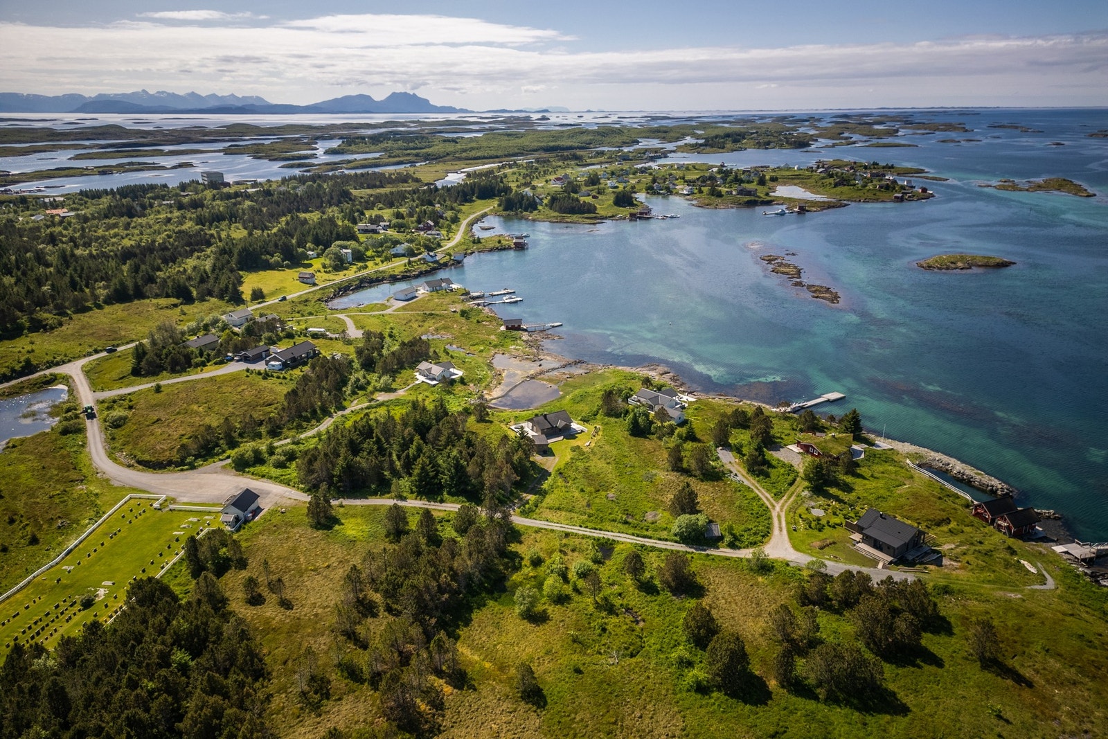 Tett på naturen og langt fra støy - en perfekt base for deg som ønsker det rolige liv. Galleribilde