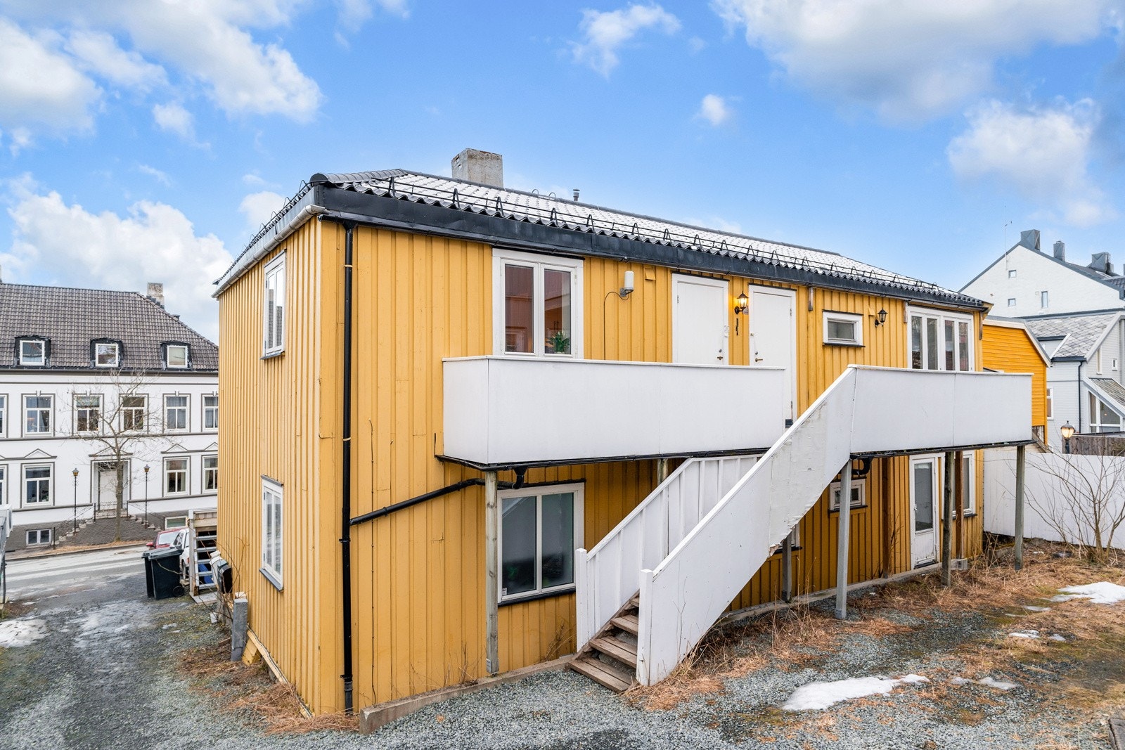 Til tross for den sentrale beliggenheten, er det rolige omgivelser på grunn av leilighetens beliggenhet vendt mot bakgård. Galleribilde